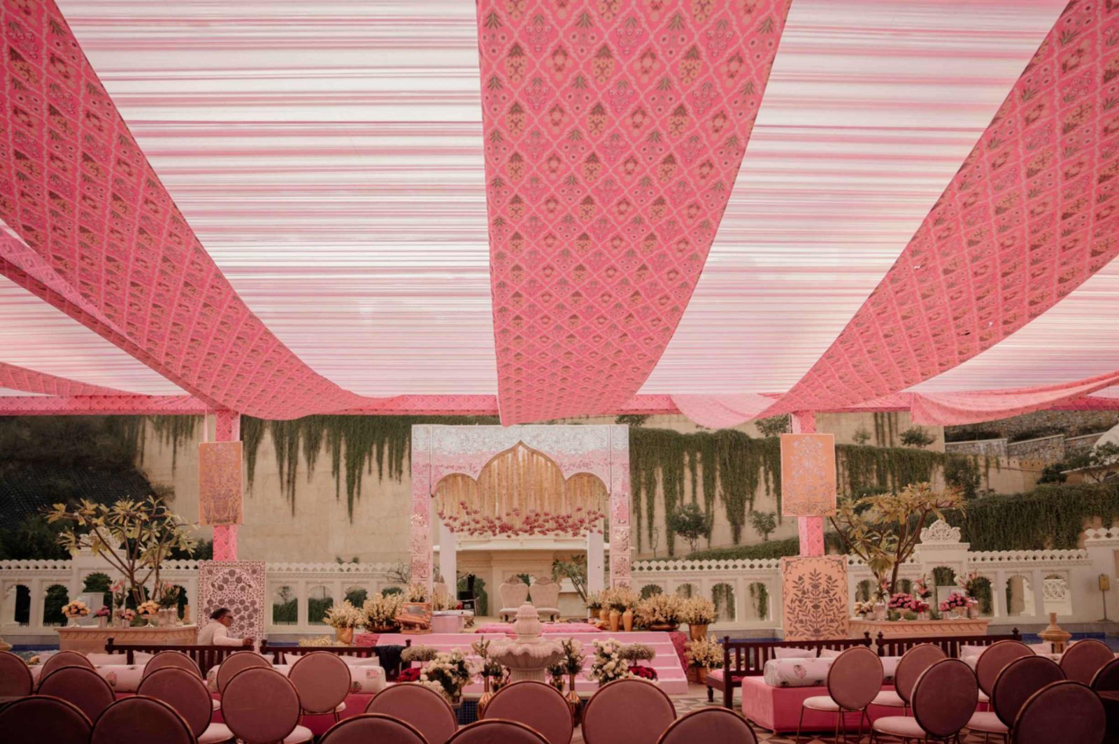 Bespoke luxury wedding decor and gala production by Shaadi Shenanigans